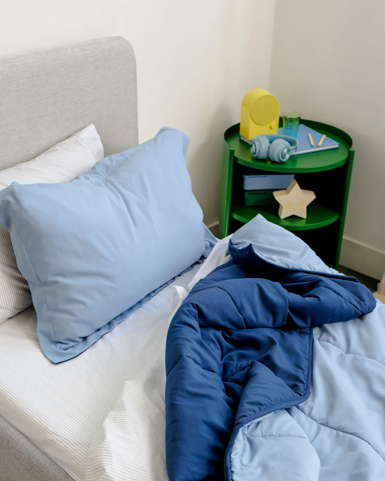 Endy Petit Comforter Set - Image 10