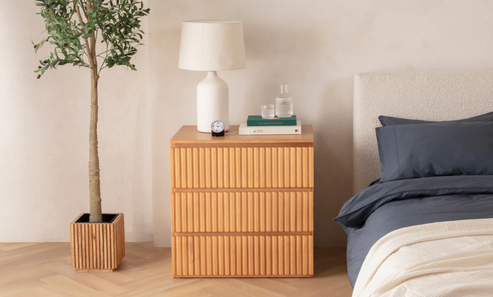 Wooden Dresser - Image 17