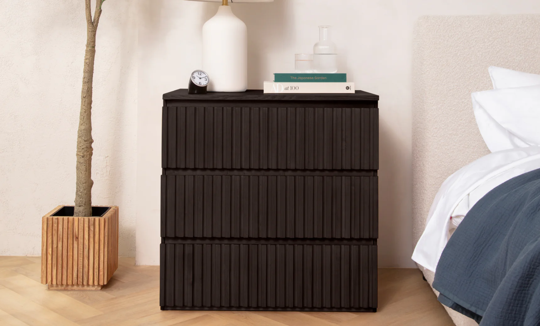 Wooden Dresser - Image 6